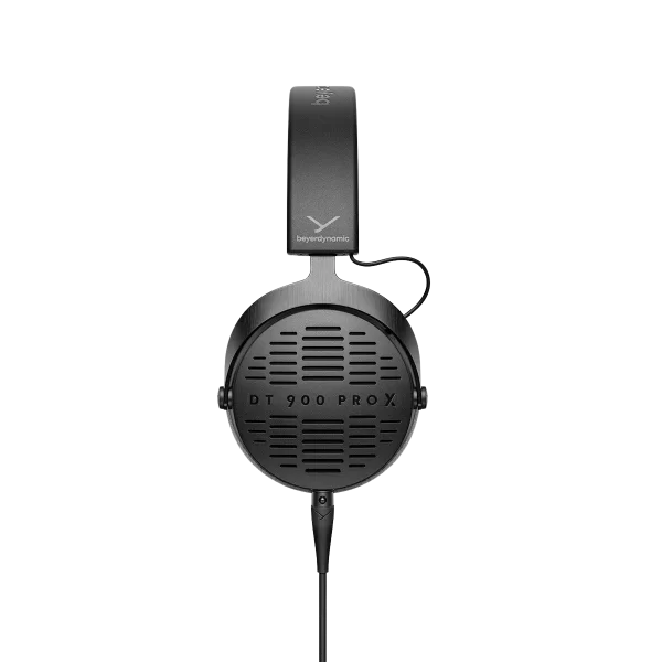 DT 900 PRO X